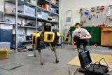 Robotický tým FEL ČVUT v jeskyni Býčí skála trénuje na finále světové soutěže